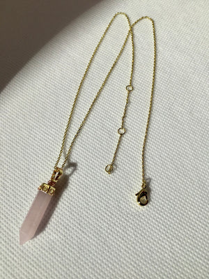 Open image in slideshow, Crystal necklace -Rose Quartz-
